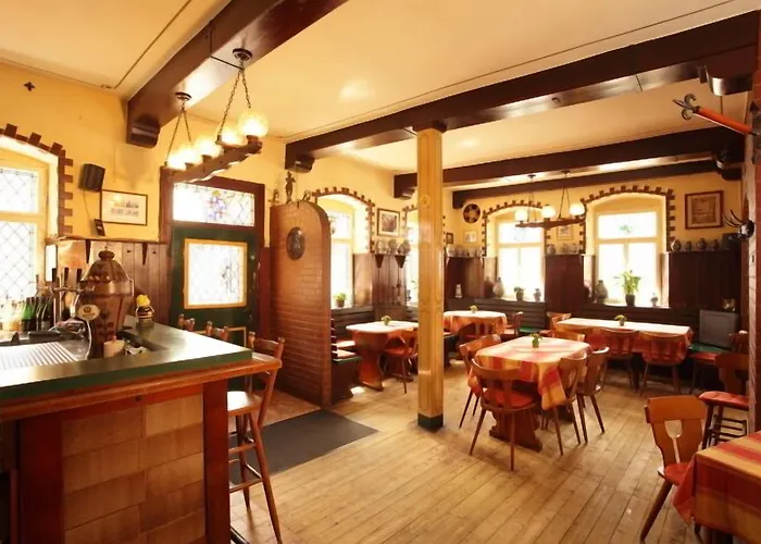 Zur Schloss-schenke Hotel